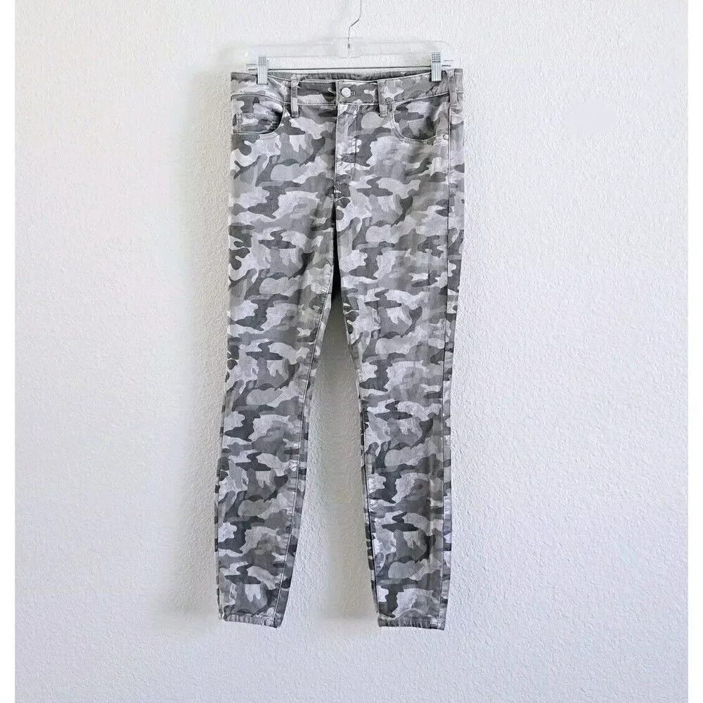 Anthropologie Pilcro Velvet Pants Camo Print Size 29 Women's High Rise Jeans
